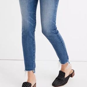 Madewell 9” High Rise Skinny Crop Jeans Destructed Hem. Size 24